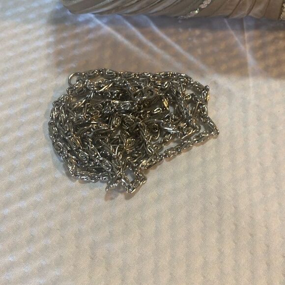 Elegant Silver Clutch - Picture 8 of 8